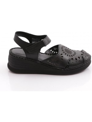 Venüs 24028800Y Kadın Deri Sandalet