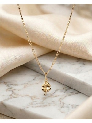 Lesperas 14 Ayar Altın 1.71 Gram Modern Yonca Kolye