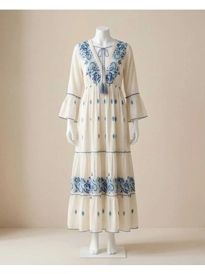 SLK Krem-Mavi Işlemeli Maxi Elbise — Boho Nakışlı, Püsküllü Bağcık