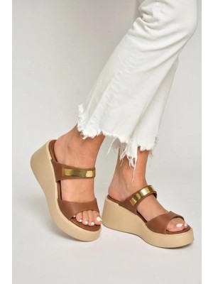 Fox Shoes Y973518509 Taba Kalın Tabanlı Kadın Terlik