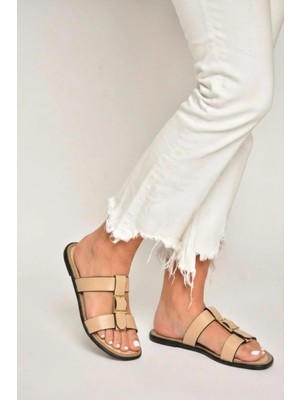 Fox Shoes Y973447209 Ten Toka Detaylı Kadın Terlik