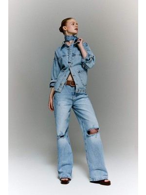 Afra x DeFacto Straight Wide Yırtık Detaylı Yüksek Bel Jean Yıkamalı Pantolon E8016AX26SM