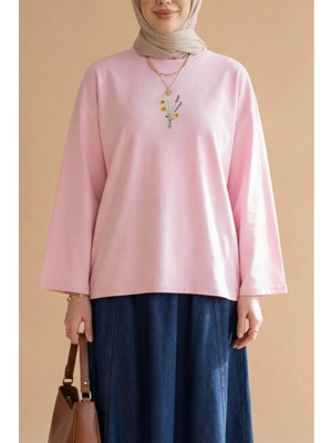 Moda Morfo Önü Çiçek Nakışlı Yuvarlak Yaka Salaş Penye Bluz -Pembe