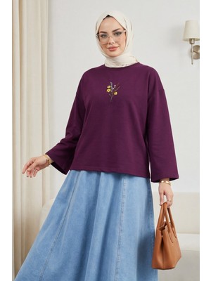 Moda Morfo Önü Çiçek Nakışlı Yuvarlak Yaka Salaş Penye Bluz  -Mürdüm