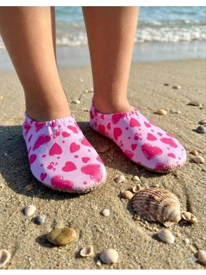 Cg Kids Pembe Kalp Desenli Deniz Ayakkabısı – Kaydırmaz Tabanlı Havuz & Plaj Süper Kalite