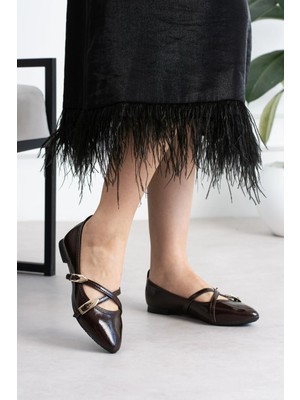 Shoetek Hwen Kadın Babet Çapraz Bantlı Tokalı Kahverengi Deri