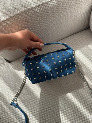 Melecco Kot Jean Zincir Askılı Kadın Çanta Zımba Detaylı Mini Omuz Çantası Şık Küçük Boy Günlük Çanta Siyah Beyaz Gold