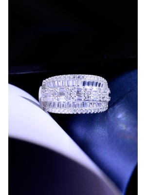 İnnuendo Jewelry 925 Ayar Gümüş Çok Katlı Taşlı Lüks Kadın Yüzük