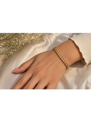 Gmn Collection Premium Seri Xuping Altın Kaplama Kılçık Model Bileklik