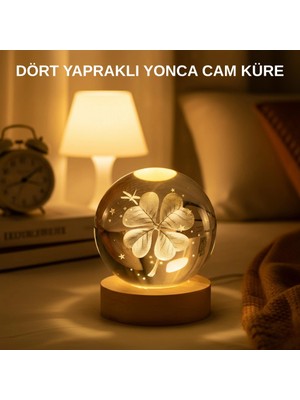 Motto Ticaret Mey Ithalat® USB Bağlantılı Yonca Bitkili Cam Küre Ahşap Altlıklı Dekoratif Lamba