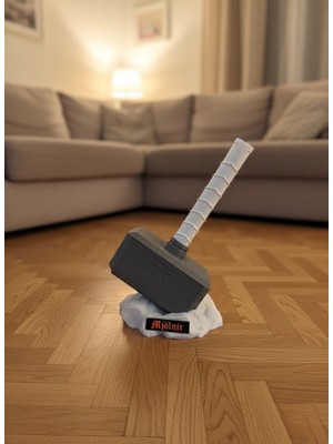 Motto Ticaret Mey Ithalat® Thor’un Çekici Dekoratif Süs Güçlü ve Ikonik Tasarım 20X34 cm