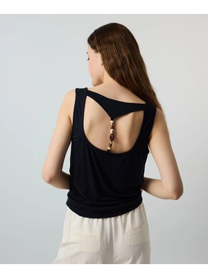 İpekyol Boncuk aksesuarlı cutout tişört IS1260070164001