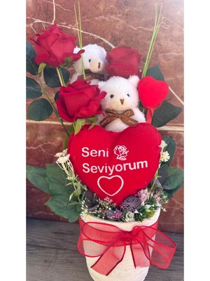 Sevgi Burada Seni Seviyorum Kalpli Ayıcıklı Kırmızı Gül Aranjmanı
