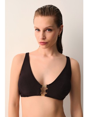 Suwen Karen Aksesuar Detaylı Üçgen Bikini Üst