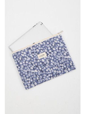 Estrella Paris Nobel Tablet Çantası Kılıfı Papatya Mavi 11 Inç 31 x 21 cm