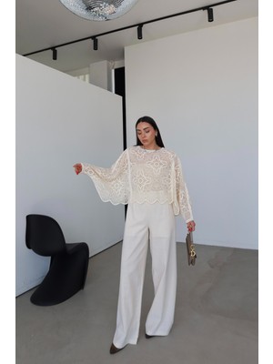 Özge Özgenç Kendinden Dokulu Bağcıklı Pantolon