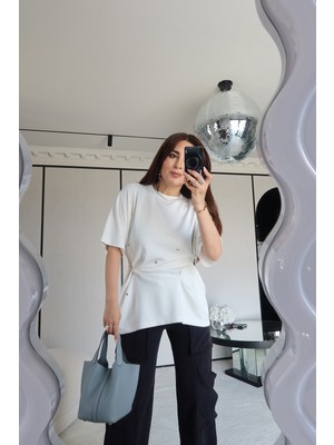Özge Özgenç Çıt Çıt Detaylı Bluz