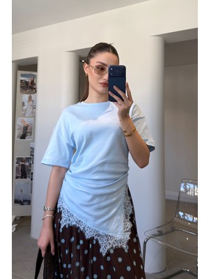 Magarde Özel Seri Asimetrik Dantelli Bluz- Mavi