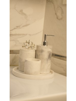Beyaz Mermer Desenli 5'li Mumlu Banyo Seti - Gümüş Renk Pompa ve Toka