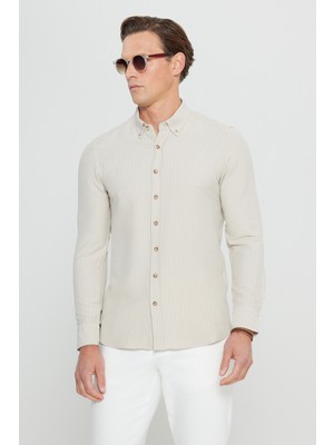 Altınyıldız Classics Erkek Bej Slim Fit Dar Kesim Düğmeli Yaka Armürlü Gofre Desenli Gömlek