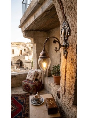 Solenza Vintage Sarkıt Aplik – Kavis Model | Retro Nostaljik Camlı Duvar Lambası Bronz Renk Dekoratif Aydınlatma