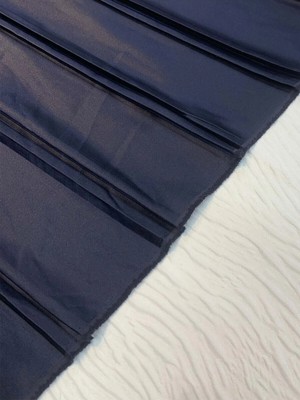 Yiğit Kumaş Lacivert Saten Piliseli Kumaş 20 cm Pilise Aralığı