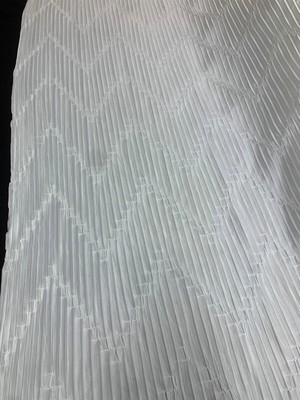 Yiğit Kumaş Beyaz Penye Piliseli Kumaş Zigzag Desenli