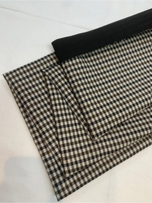 Yiğit Kumaş Mini Kare Desenli Klasik Takımlık Dış Giyim Kumaşı – Siyah Bej