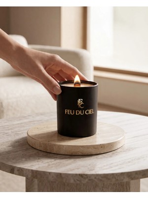 Feu du Ciel Signature Super Bloom Gül Kokulu Mum 150 gr