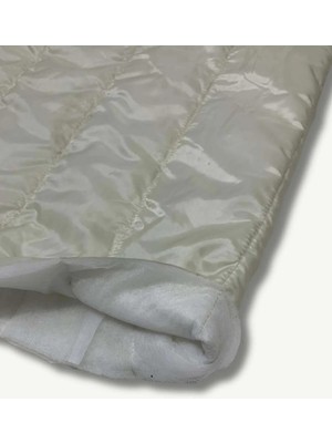 Yiğit Kumaş Krem Kapitone Kumaş, Parça 105X140 cm - Tek Taraflı (Hafif Kir Var)