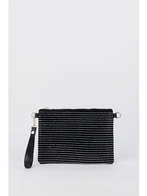 Vivaq Kadın Sıralı Gümüş Taşlı Süet Bilek Askılı ve Zincir Askılı Portföy El ve Clutch Çanta