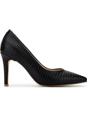 Tamer Tanca Kadın Hakiki Deri Siyah Stiletto Ayakkabı 886 5205 Bn Ayk Y26 Sıyah 01
