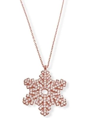 Modahilye 925 Ayar Gümüş Kar Tanesi Rose Gold Kolye- 45 cm zincir boyu.- Kolye ucu 22 mm çapında.- Rose Gold Renk.- Hediye kutusu ile gönderilecektir.