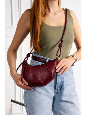 Valu Accessorize Kadın Düğüm Detaylı Kruvasan Model Omuz ve El Çantası Mois