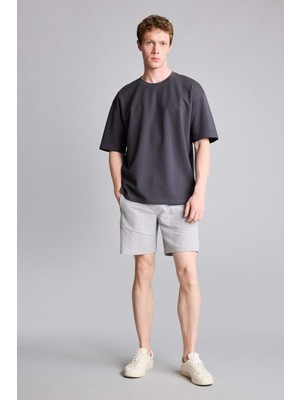 DeFacto Slim Fit Dar Paça Şort W7965AZ26SM