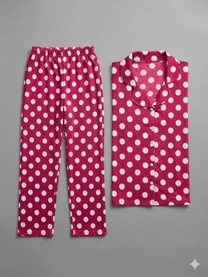 İnspira Kadın Düğmeli Ince Şardonlu Milan Kumaş Puantiyeli Pijama Takımı Gömlek Yaka