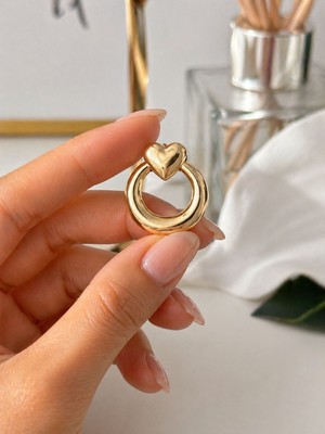 Motix Veloura Heart – Kalp Detaylı Şık Halka Kadın Küpe
