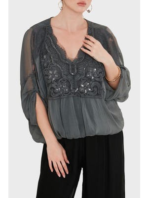 Viadante Via Dante Oversize Ipekli V Yaka Dantel Detaylı Bluz Bayan Bluz 6901023