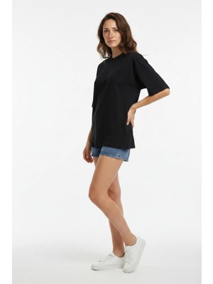 EYDAMOON Kadın Siyah %100 Organik Pamuk Oversize Penye Kumaş Bisiklet Yaka T-Shirt