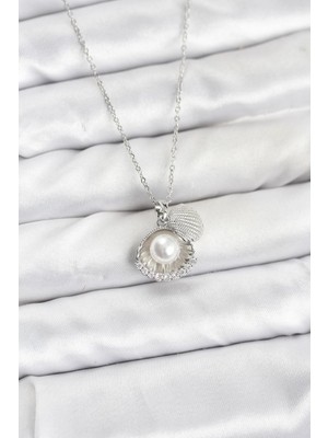 Uravas Store Mey Ithalat® 316L Çelik Zincir Gümüş Renk Incili Deniz Kabuğu Model Zirkon Taşlı Kadın Kolye