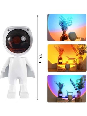 Uravas Store 180 Derece Dönebilen Astronot Masa ve Gece Lambası Projektör