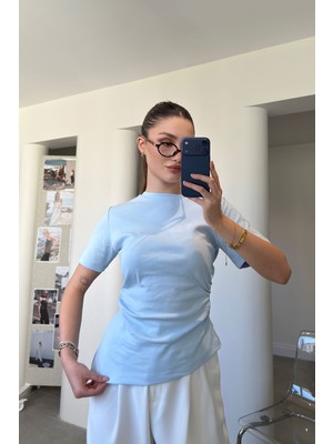 Magarde Asimetrik Kesim Kısa Kollu Bluz- Mavi