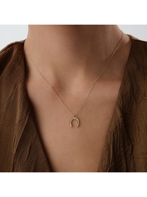 Cherry By Özkonak Luck Sıra Taşlı Nal Figürlü Altın Kolye