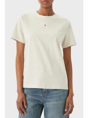 Calvin Klein Logolu Pamuklu Regular Fit Bisiklet Yaka T Shirt LV047F227GP4P Bayan T Shirt LV047F227G P4P