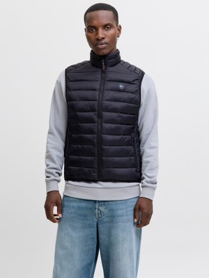 Jack & Jones Erkek Yelek 12280973 Jjebradley Lıght Bodywarmer Collar Noos