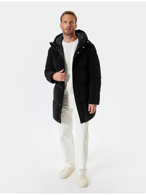 Koton Anorak Mont Kapşonlu Slim Fit Fermuarlı Cep Detaylı
