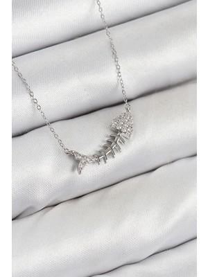 Uravas Store Pirinç Zirkon Taşlı Balık Kılçığı Model Gümüş Renk Kadın Kolye