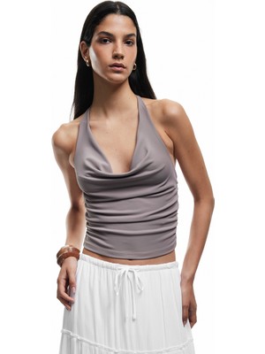 Koton Degaje Yaka Kolsuz Slim Fit Drapeli Scuba Crop Bluz
