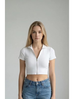Luord - Store Kadın Beyaz Yarım Fermuarlı ve Kısa Kollu Crop Top Bluz – Şık, Rahat ve Kolay Kombinlenebilir