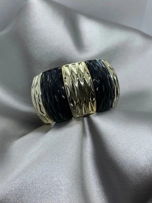 Siyah Gold Detaylı Kemik Bileklik